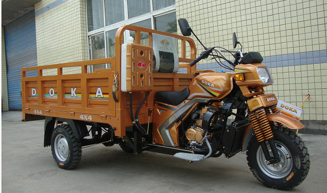De Ladingsmotorfiets van benzine Viertakt Gemotoriseerde 3 Wiel met de Doos van de Zware Ladingslading
